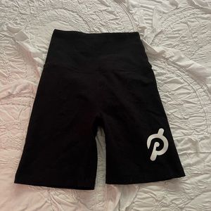 Peloton Beyond Yoga bike shorts black small